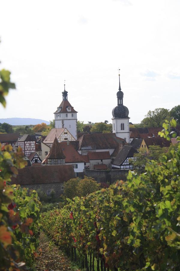Gaestehaus Am Westtor Prichsenstadt Buitenkant foto
